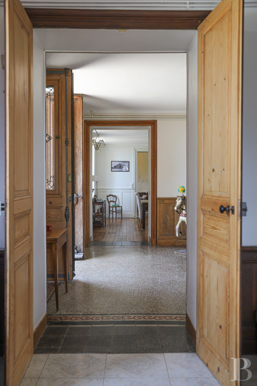 A 19th century chateau and surrounding park available for film projects in Saône-et-Loire, in the south of Morvan - photo  n°10